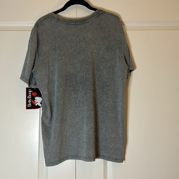 Betty Boop Angel‎ Y2K Style Graphic Tee L NWT - Picture 3 of 14